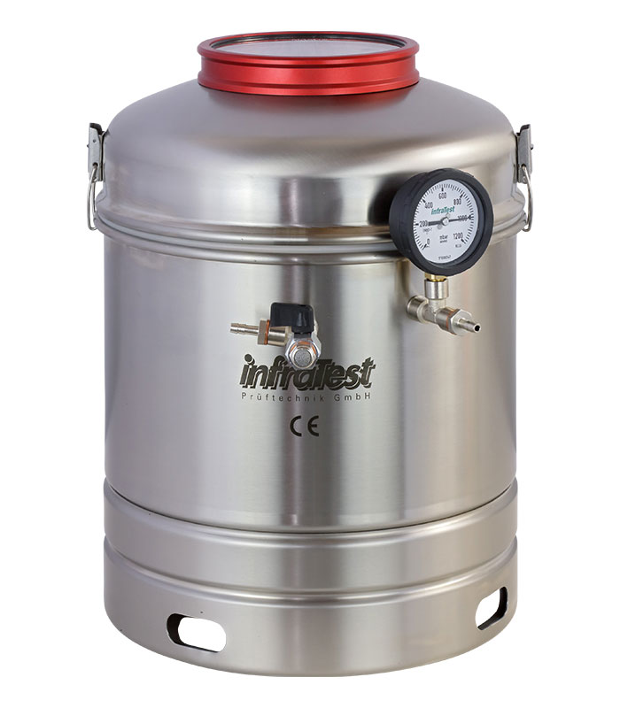 Stainless steel vacuum container